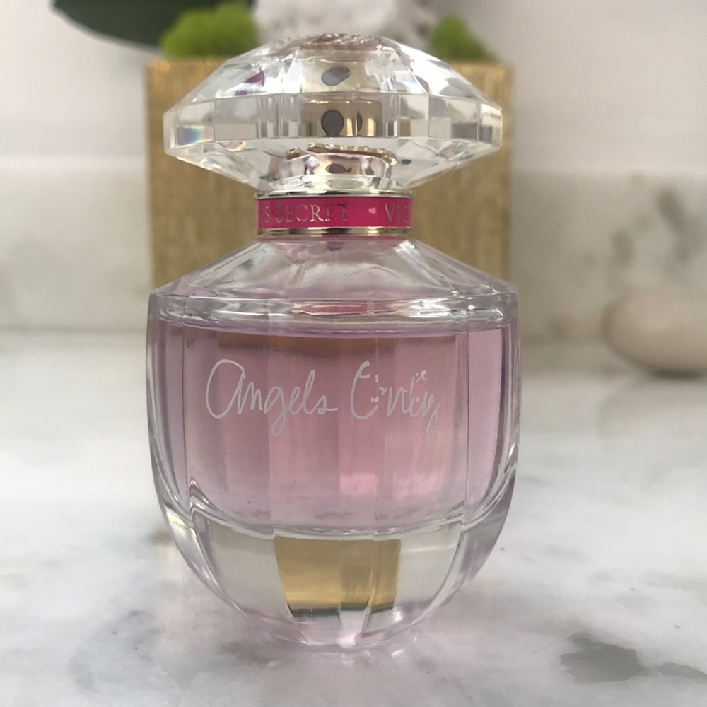 Ángels only perfume